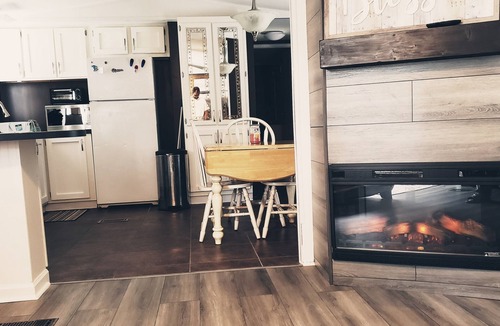 Hampstead House | Rural getaway..5 minutes to the beach