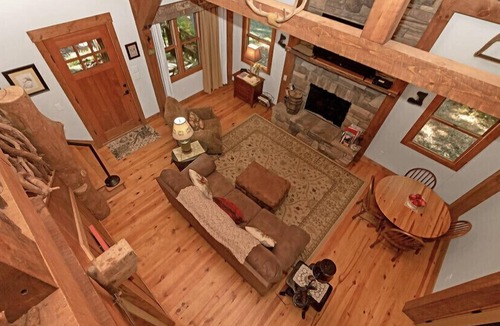 Brevard Cabin | Rustic Mountain Cabin