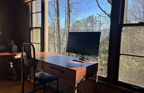 Black Mountain Cabin | Rustic & Peaceful Cabin with Beautiful Views