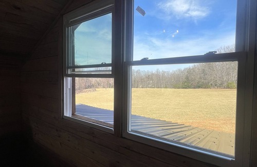 State Road Cabin | Rustic Tobacco Barn Cabin in the heart of Yadkin Valley Wine Country