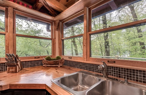 Glenville House | Rusty Duck - Cottage on Lake Glenville!