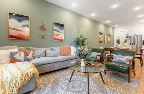 Inglewood Condo | Sage Haven @ Avery Luxury Condo 3bed/3bath East Nashville- Sleeps 14