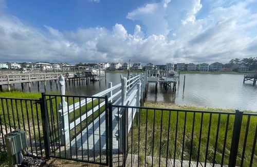 Tranquil Harbour Villa | Salty Breezes
