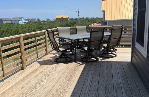Carova Beach House | Salty Mermaid Lodge: Newly built 2023, Panoramic views, 4X4 area