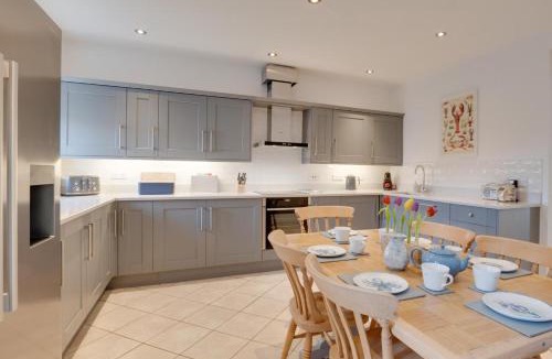 Chathill House | Samphire Barn