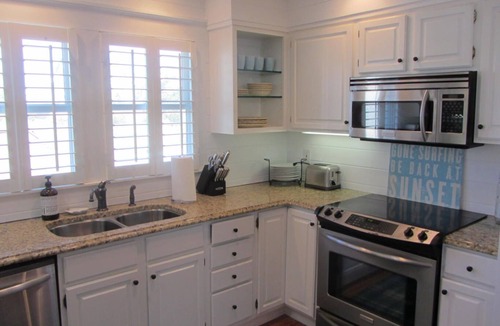 South Beach House | Sandcastle by the Sea - 3Bedroom, 2 Bath/Sleeps 6 - South Beach - Oceanside
