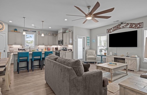 Morehead City House | Sandmann's By The Sea - w/Golf Cart!