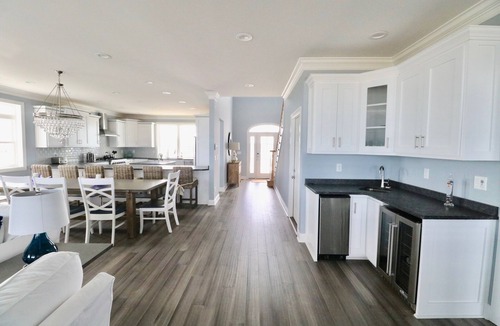 Sunset Beach House | Sandown South - Oceanfront living at it's finest!