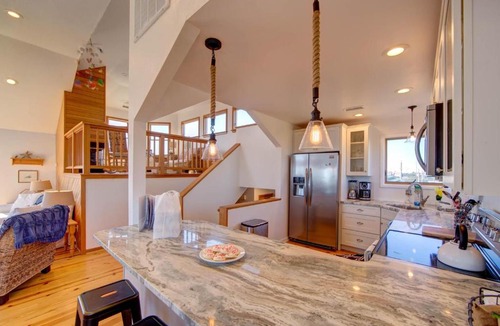 Salvo House | Sandsational