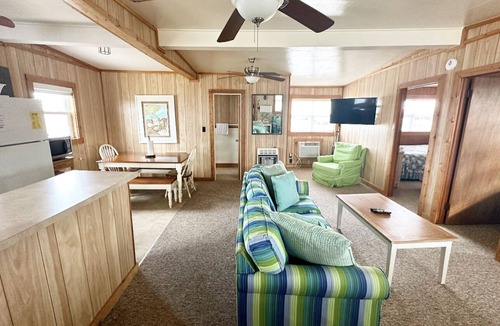 Nags Head Hotel | SandSpur Ocean Cottages