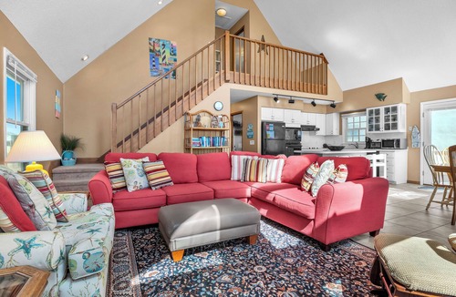 Long Beach House | Sandtrap: Oceanview House on West Beach with Easy Beach Access.