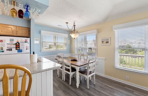 Nags Head House | Sandy Tee: Soundside Golf Villa w/FREE Access to Oceanfront Beach Club