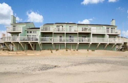 Kure Beach Apartment | Sandy Toes condo