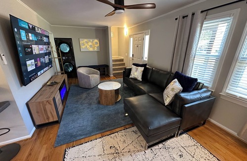 North Charlotte House | Sauna Luxury in NoDa
