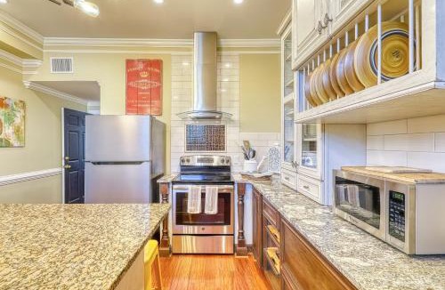 Old West Broad Neighborhood House | Savannah Lez Frederick: Premier