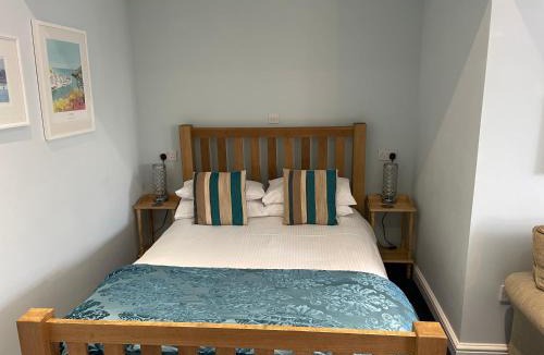 West Looe Bed & Breakfast | Sawyers Bed and Breakfast
