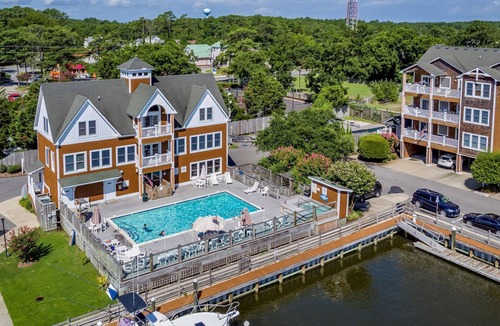 Manteo Condo | SBC1116 - Shallowbag Bay Club 1116