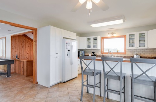 Corolla Village House | School's Out: Oceanfront, Pet-Friendly, Pool, Spa