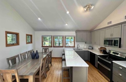 Colington Harbour House | Scout's Harbour Family Bayhouse!