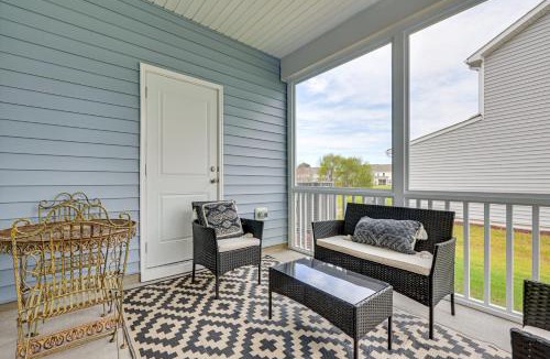 Wilson County House | Screened Patio Townhome 3 Mi to Dtwn Wilson!