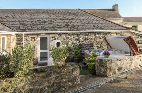 Mullion Cottage | SCRUMPY, pet friendly, with pool in Mullion