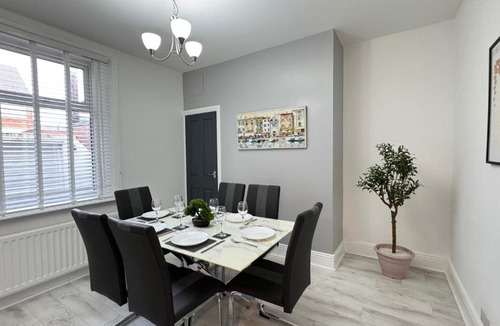 Cullercoats House | Sea Blue House, Cullercoats