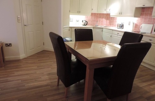 Boscundle Apartment | Sea Breeze Apartment Near the Eden Project