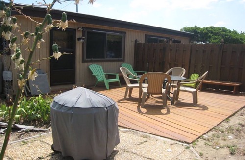 Southern Shores Cottage | Sea Breezes North - Just Steps To The Beach!