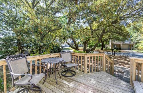 Kill Devil Hills Apartment | Sea Cave, OBX gem, private studio, couple's nest!