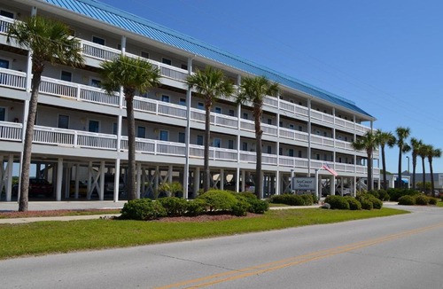Surf City Apartment | Sea Coast Suites 25