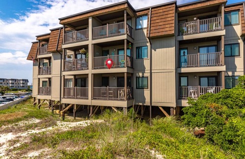 Morehead City Condo | Sea Dreams - Oceanfront Classic