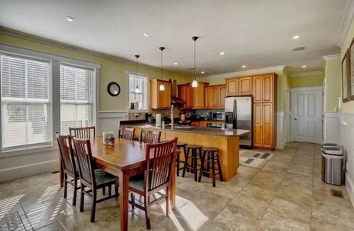 Carolina Beach Villa | Sea Forever Summary: