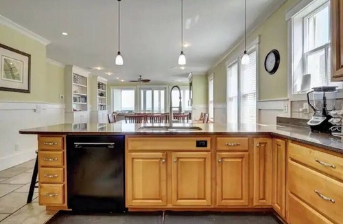 Carolina Beach Villa | Sea Forever Summary: