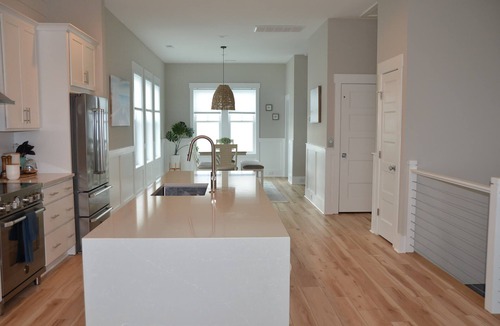 Wilmington Beach House | Sea La Vie into the fall