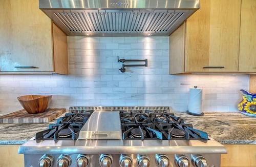 Hampstead House | Sea La Vie: Waterfront 4BR Luxury Home for Nature Lovers w/Private Boat Dock