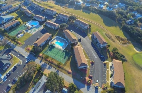 Sea Scape Condo | Sea Scape - Nice Pools, Amenities, and Close to Beach!