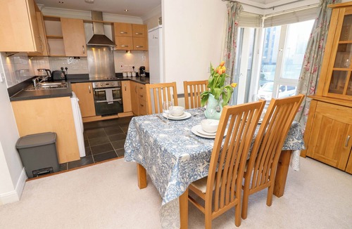 Southampton City Centre Cottage | Seabreeze Suites