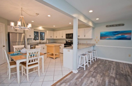 Pine Knoll Shores House | Seacluded Tree House, Oceanfront House in Pine Knoll Shores, NC!
