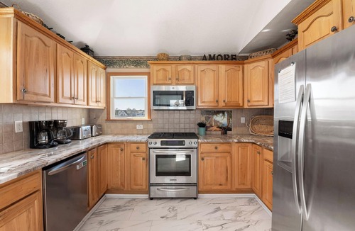 Ocean Hill House | SeaClusion: Oceanside, Private Pool, Hot Tub, Elevator, 180 feet to the beach!