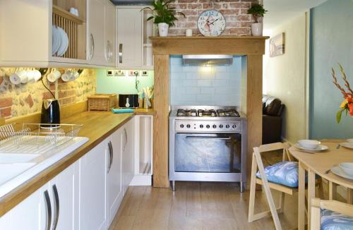 Cromer House | Seashells