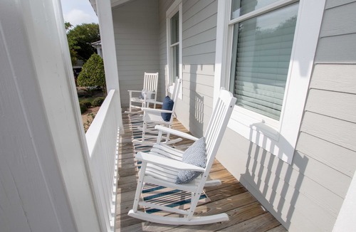 Corolla Cottage | Seaside Cottage OBX; 4 bedroom, 3 bath, private pool, hot tub, & pet friendly!
