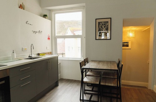 Llandudno Apartment | Seaside Solace: 2BR with Scenic Coastline Views