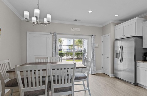 Atlantic Beach House | Seaside Villa w/elevator 3bedroom~5Beds~Sleeps 8