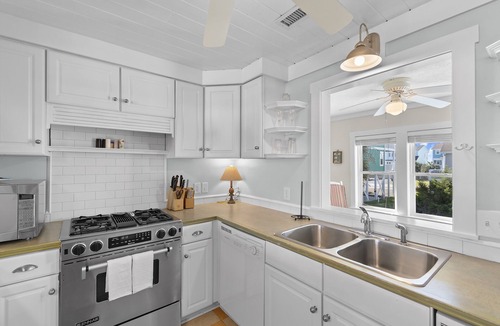 Holden Beach House | "Seawatch Tower" - SF Home w/Private Pool, 3 BR/3.5 Bath, Covered Roof Deck, Sleeps 10 Max