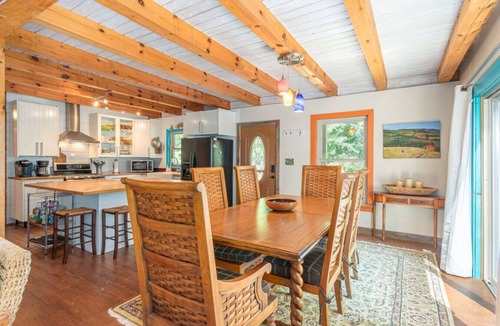 Leicester Cabin | Secluded Cabin with Quality Furnishing + Hot Tub