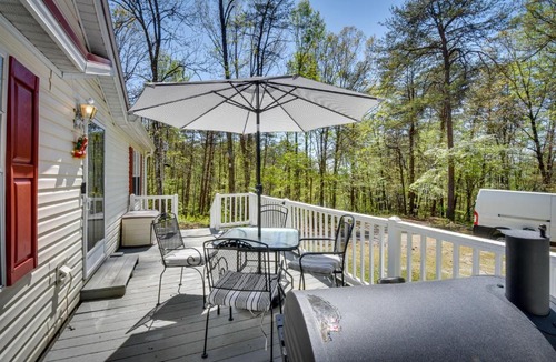 Hayesville House | Secluded Hayesville Cabin Rental with Deck and Grill!