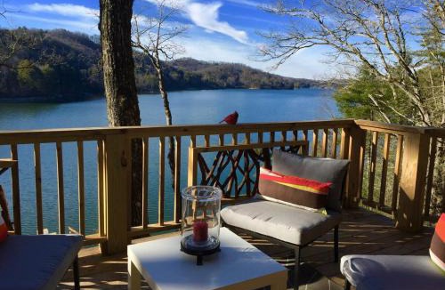 Cullowhee House | Secluded Lake Glenville Compound Prime Lake View 3 bedrooms