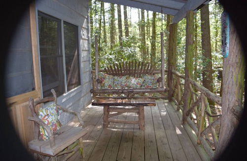 Cashiers Cabin | Secluded-Log Cabin-in town Cashiers-Pet Friendly