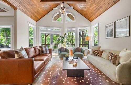 Asheville House | Secluded Mountain Retreat Near Downtown AVL