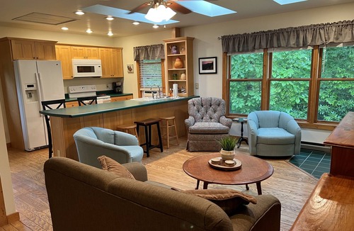 Maggie Valley Cabin | Secluded mountain cabin @ ~4800 ft elevation near ski area